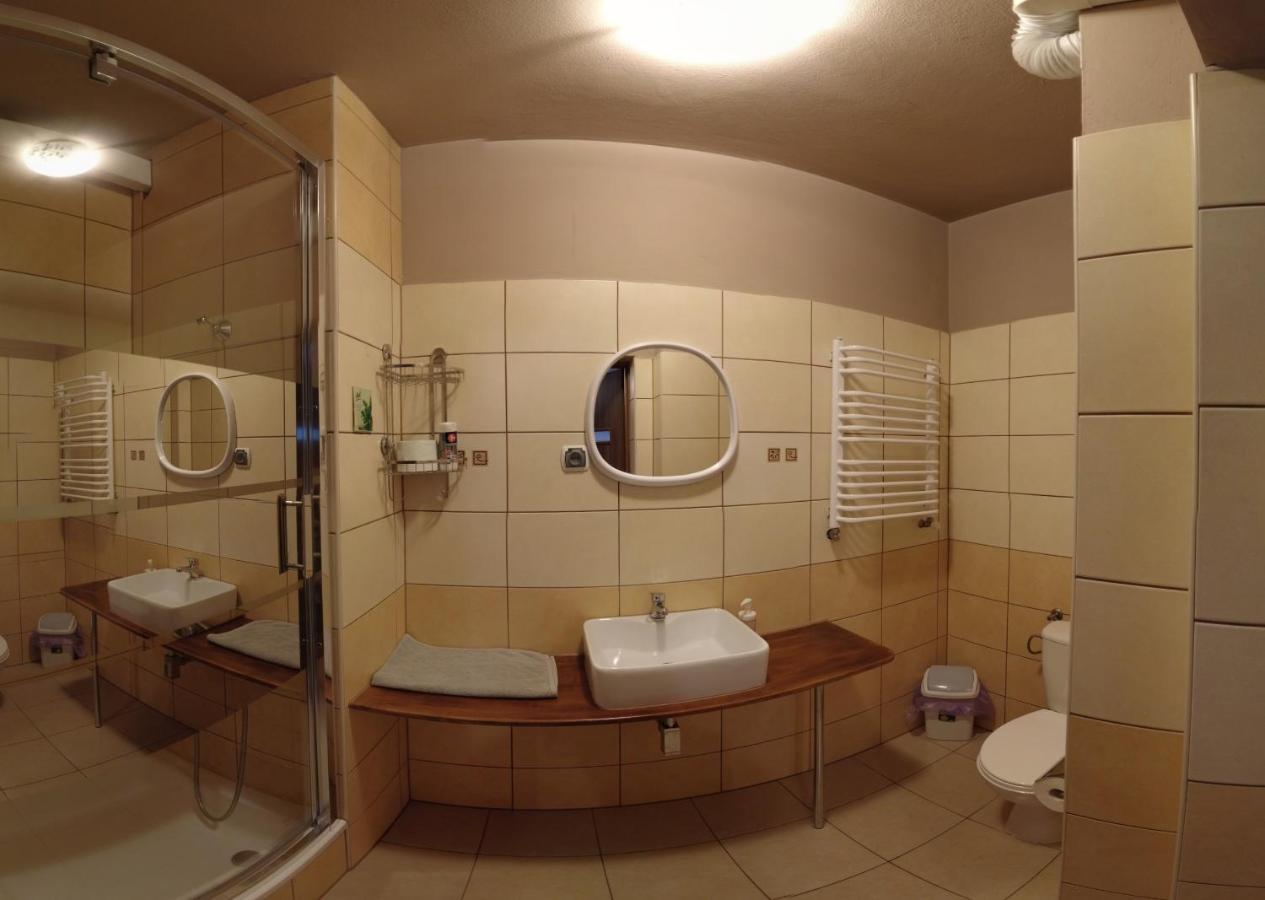 Pokoje Goscinne Pod Cuprona Szczawnica Exterior foto